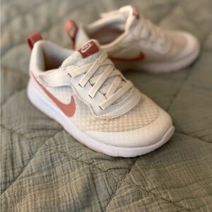 Nike White and Pink Sneakers with Mesh Upper Velcro latch